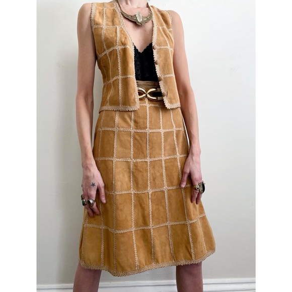 Vintage 70's Suede Skirt/Vest Set Medium - Picture 4 of 15